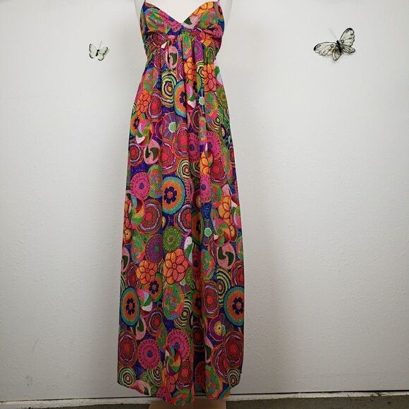 Banjul strappy maxi dress in 70's Inspired print - Picture 2 of 8